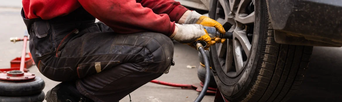 Maslak Lastik tamir işlemi