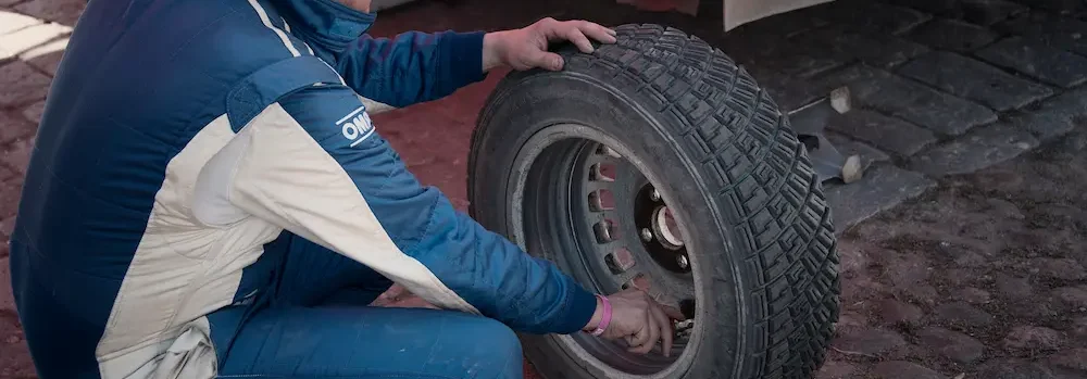 gece lastik patlaması çözümü